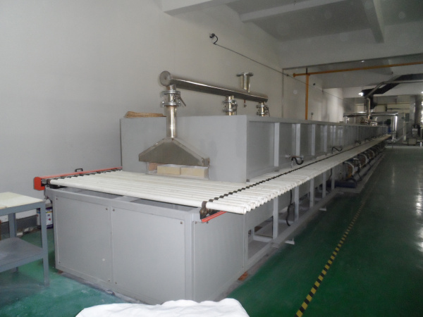產(chǎn)品用途：工業(yè)粉體燃氣輥道窯，規(guī)格：0.84×29.92米燃氣加熱